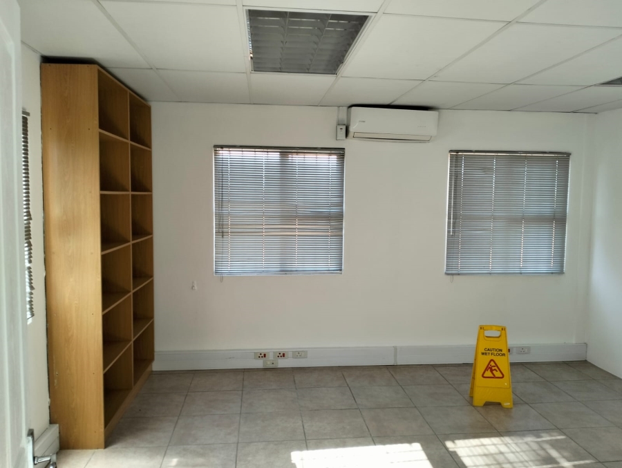 To Let commercial Property for Rent in Klipheuwel Western Cape